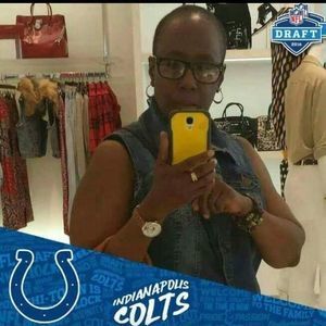 Meet your Posher, Vicki